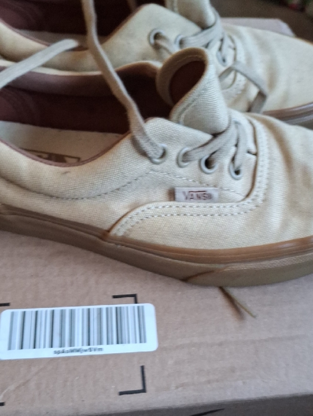 Vans Woman/ Mens Low-Top Vans Sneakers in Tan - Picture 9 of 9